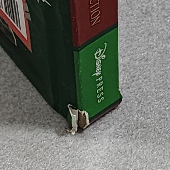 DISNEY CHRISTMAS STORYBOOK COLLECTION - Hardcover, By Disney Books 2014 - Picture 5 of 12